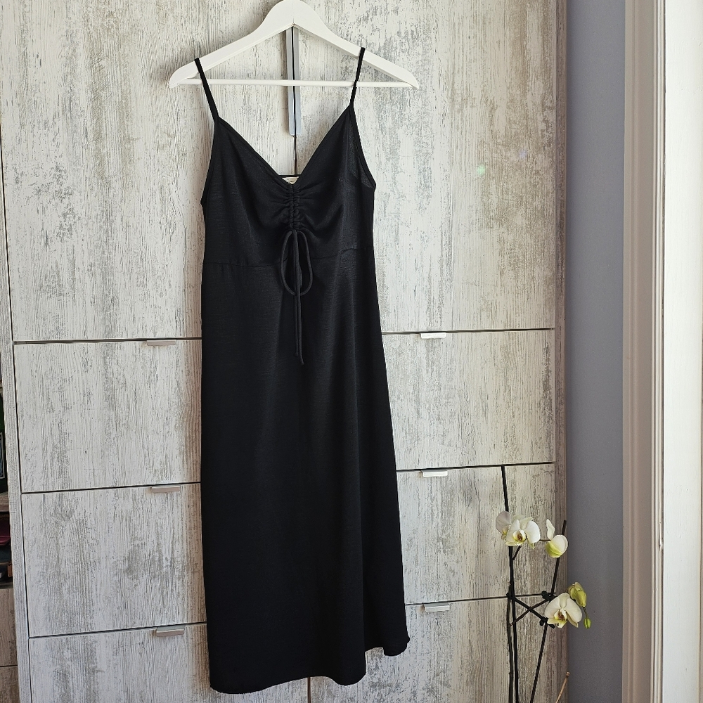 Jessica Simpson Black Midi Dress Size M